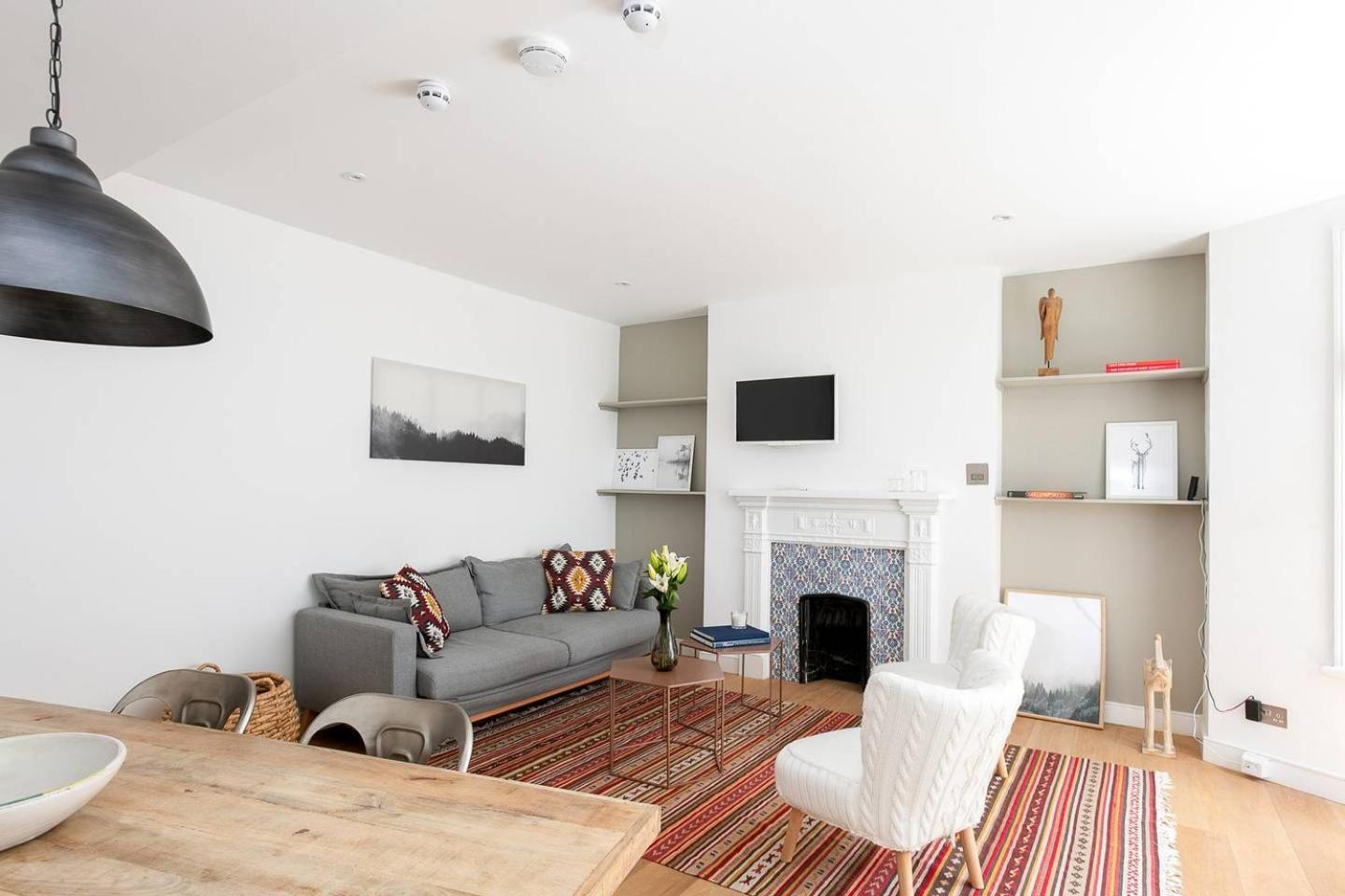 Stylish 2Br Home In West Kensington , 4 Guests London Exterior photo